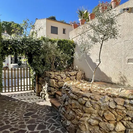 Holiday home Brusseles 3 *